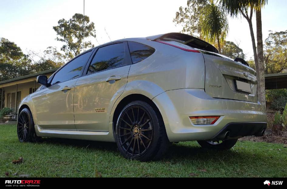FORD FOCUS  5 STUD  LUX MATTE BLACK
